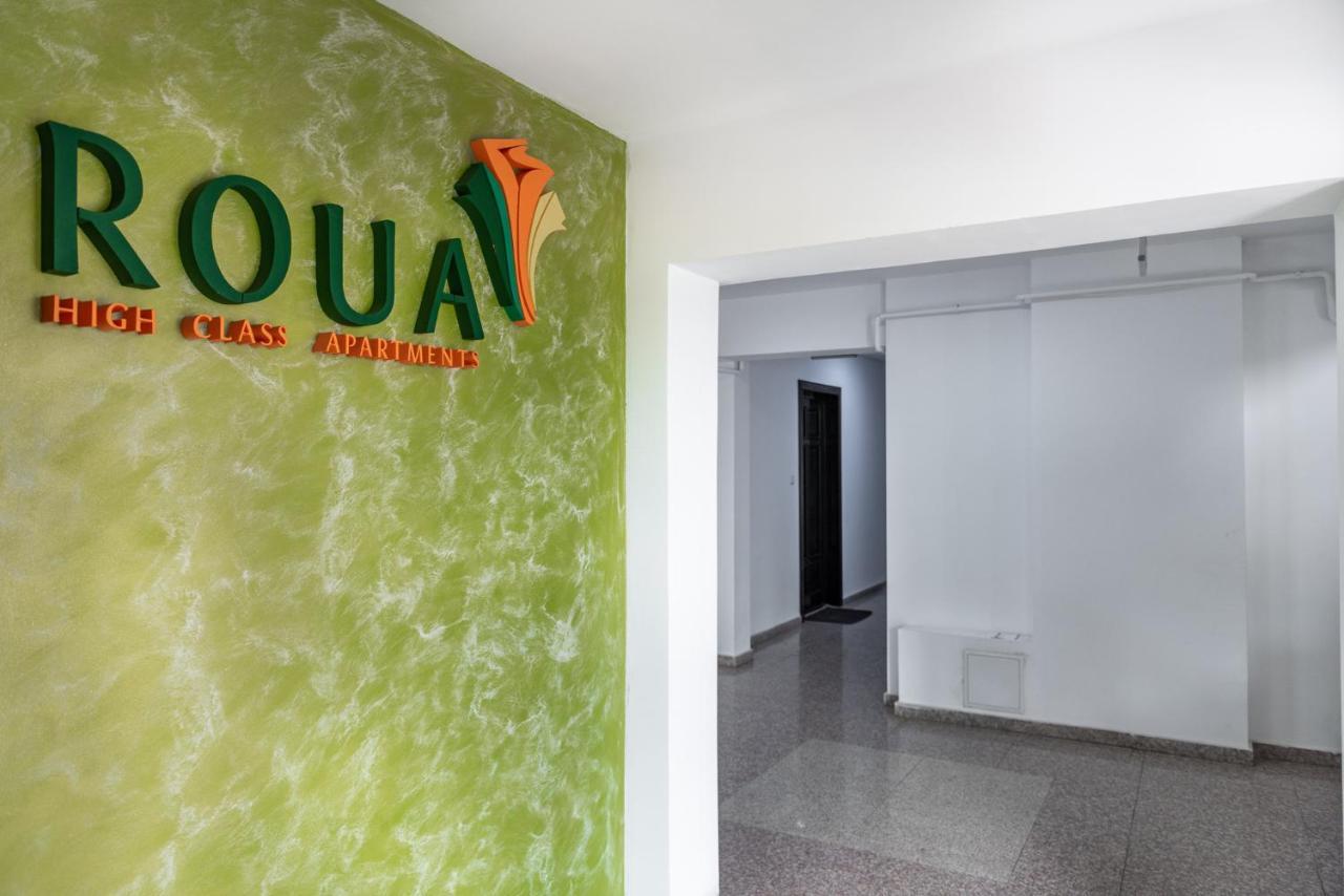 Dreamgarden Airport Apartment & Secure Parking & Airport Shuttle Iasi Exterior foto